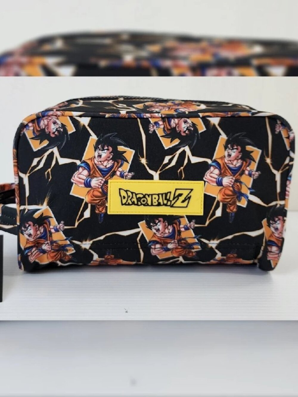 BIOWORLD DRAGON BALL TRAVEL SHAVE BATH BAG ALLOVER PRINT LIMITED EDITION